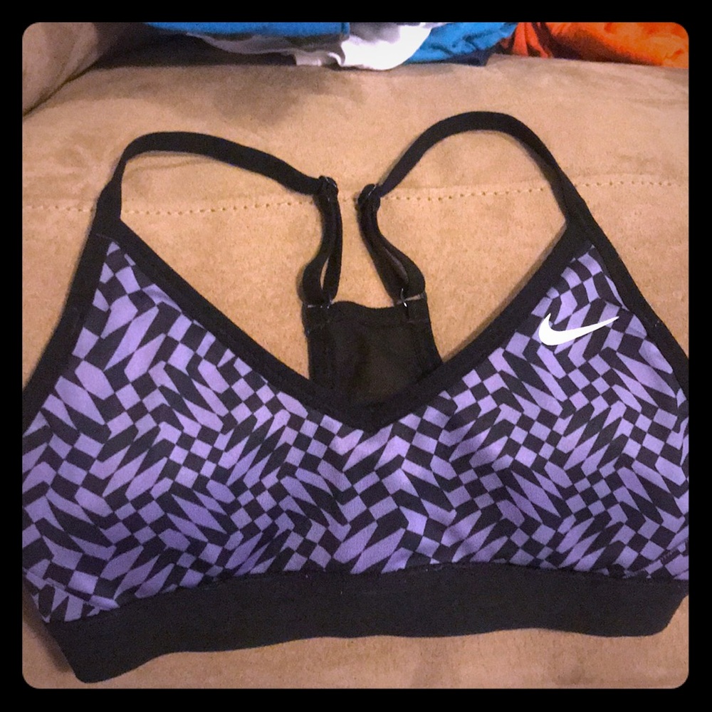 Nike dry-fit sports bra